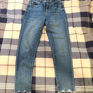 American Eagle mom jean